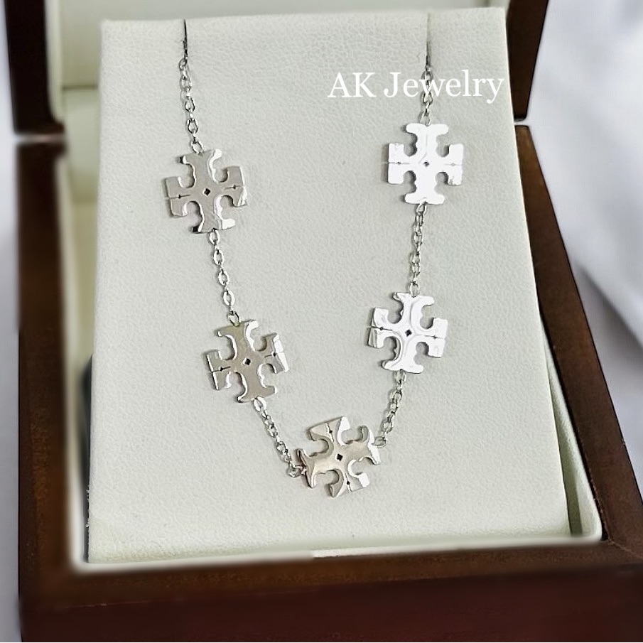 Luxury Bracelet Silver Clover 5 Motif Bracelet, Stainless Steel